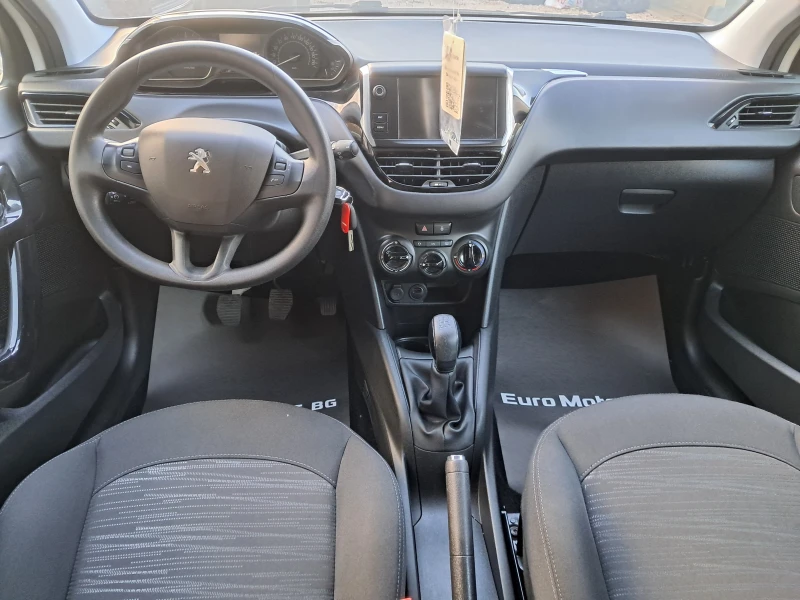 Peugeot 208 1.5 HDI-93000 км., снимка 10 - Автомобили и джипове - 47984854