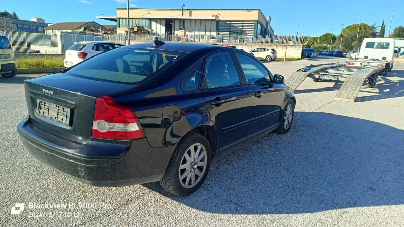 Volvo S40 Седан, снимка 9 - Автомобили и джипове - 48456277