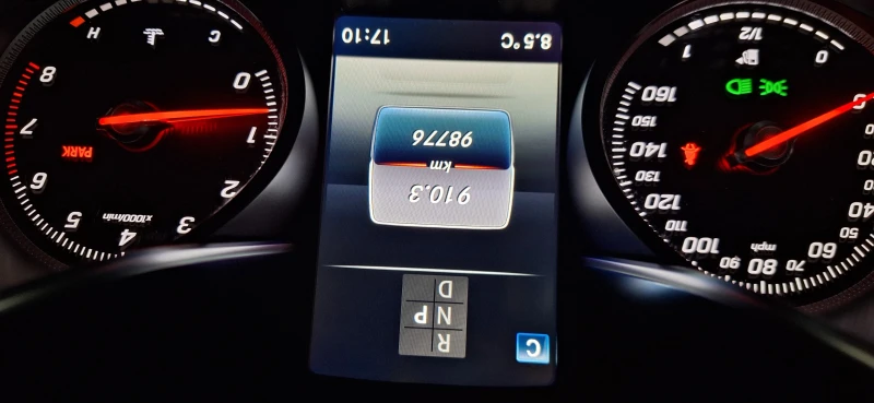 Mercedes-Benz C 300, снимка 4 - Автомобили и джипове - 51393334