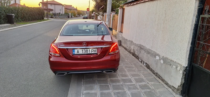 Mercedes-Benz C 300, снимка 3 - Автомобили и джипове - 51393334
