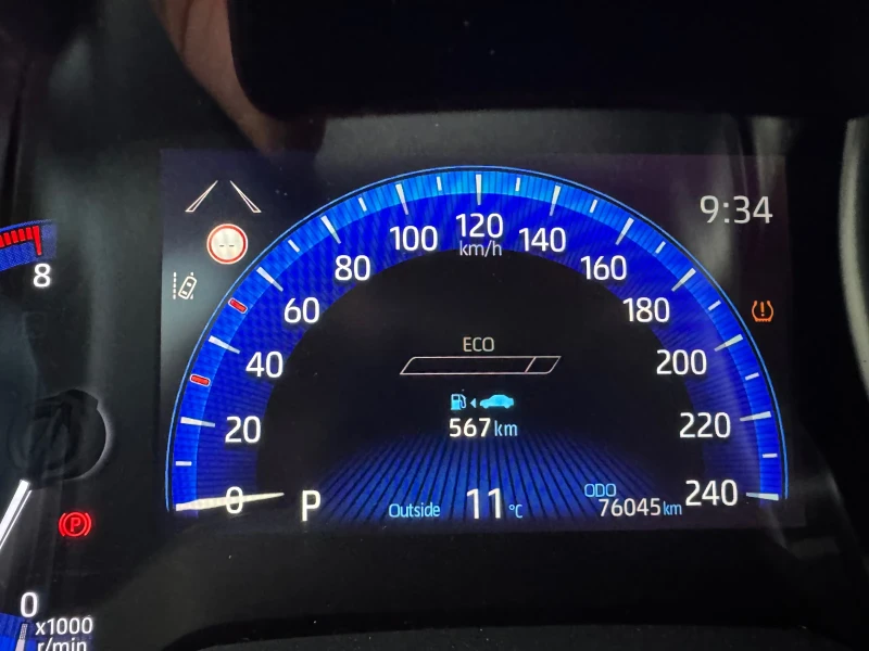 Toyota Corolla, снимка 9 - Автомобили и джипове - 52470875