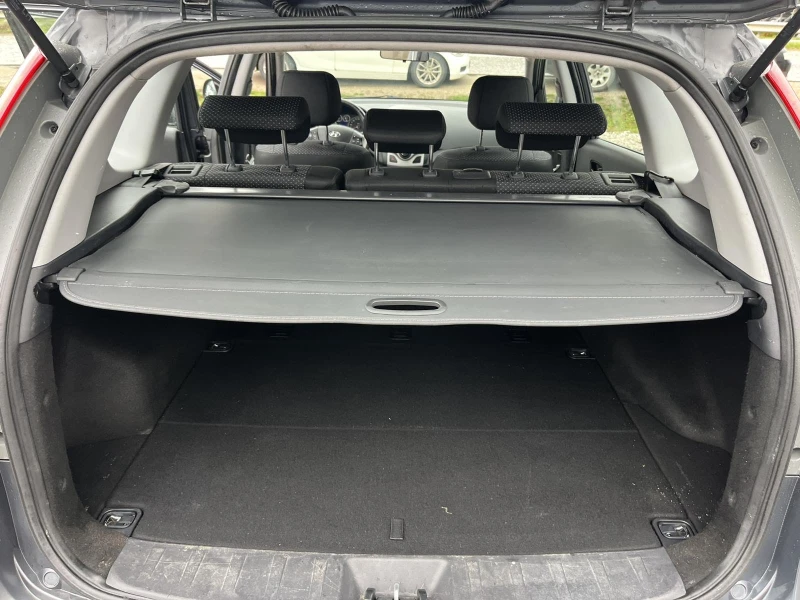 Hyundai I30 1.6CRDI 90кс 6 СКОРОСТИ АВТОПИЛОТ КЛИМАТРОНИК , снимка 14 - Автомобили и джипове - 52471460