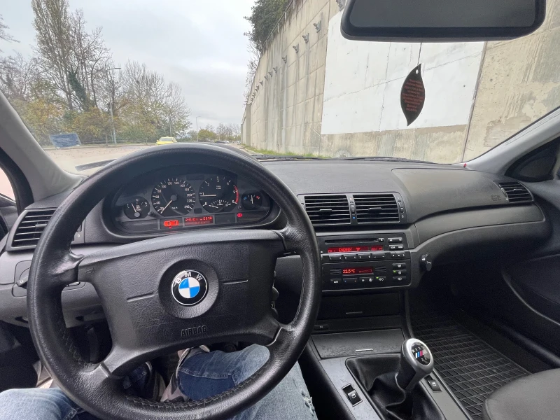 BMW 320, снимка 7 - Автомобили и джипове - 52711377