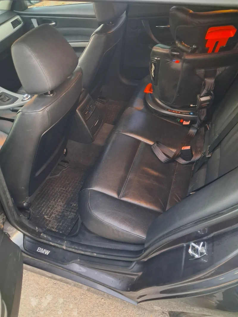 BMW 320, снимка 9 - Автомобили и джипове - 52794251