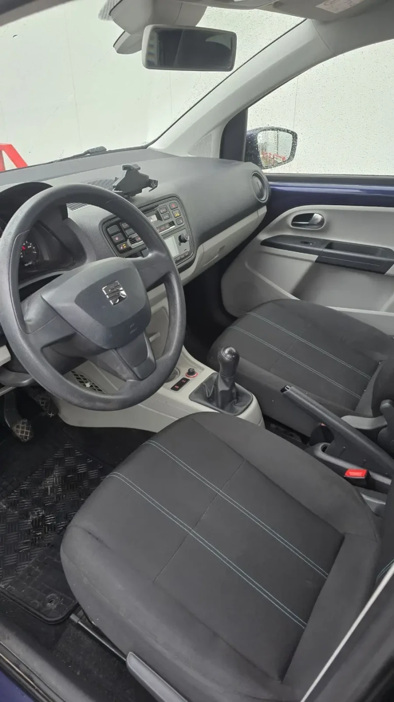 Seat Mii 1.0 75hp, снимка 10 - Автомобили и джипове - 53058707