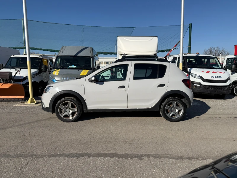 Dacia Sandero Stepway, снимка 2 - Автомобили и джипове - 53202194