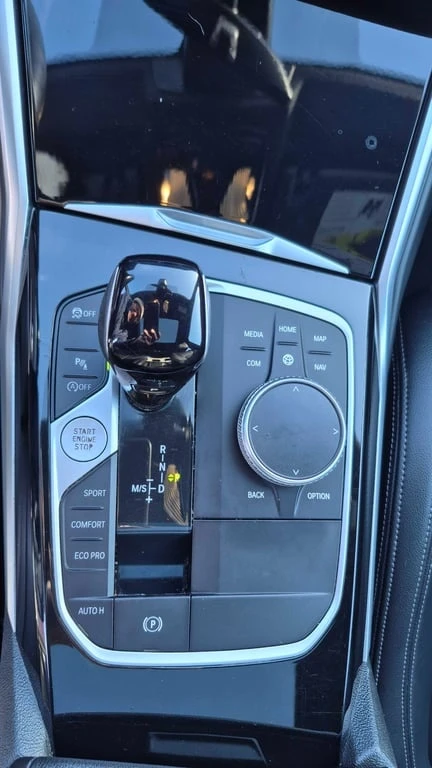 BMW 330 * 330i xDrive * CARFAX * БЕЗ ПЪРВОНАЧАЛНА ВНОСКА, снимка 13 - Автомобили и джипове - 53206878