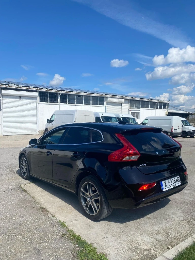 Volvo V40 1.6, снимка 3 - Автомобили и джипове - 54527989