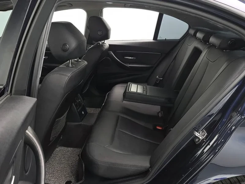 BMW 320 d, снимка 11 - Автомобили и джипове - 54589719
