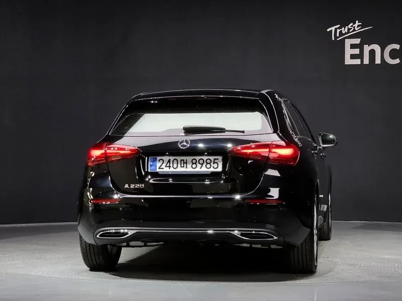 Mercedes-Benz A 220, снимка 4 - Автомобили и джипове - 54836937