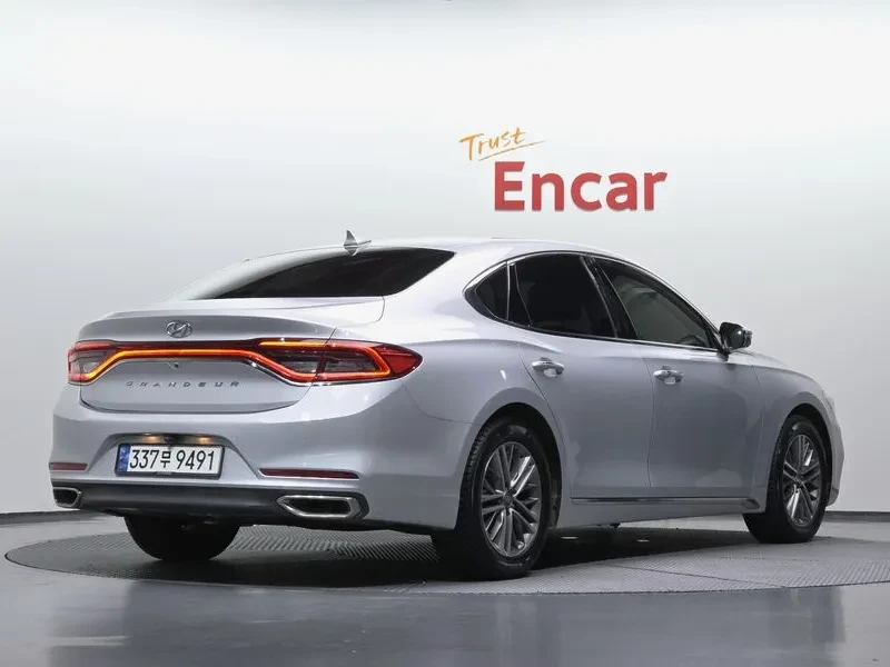 Hyundai Grandeur 3.0 Lpi Taxi Type Vip Package, снимка 2 - Автомобили и джипове - 55643658