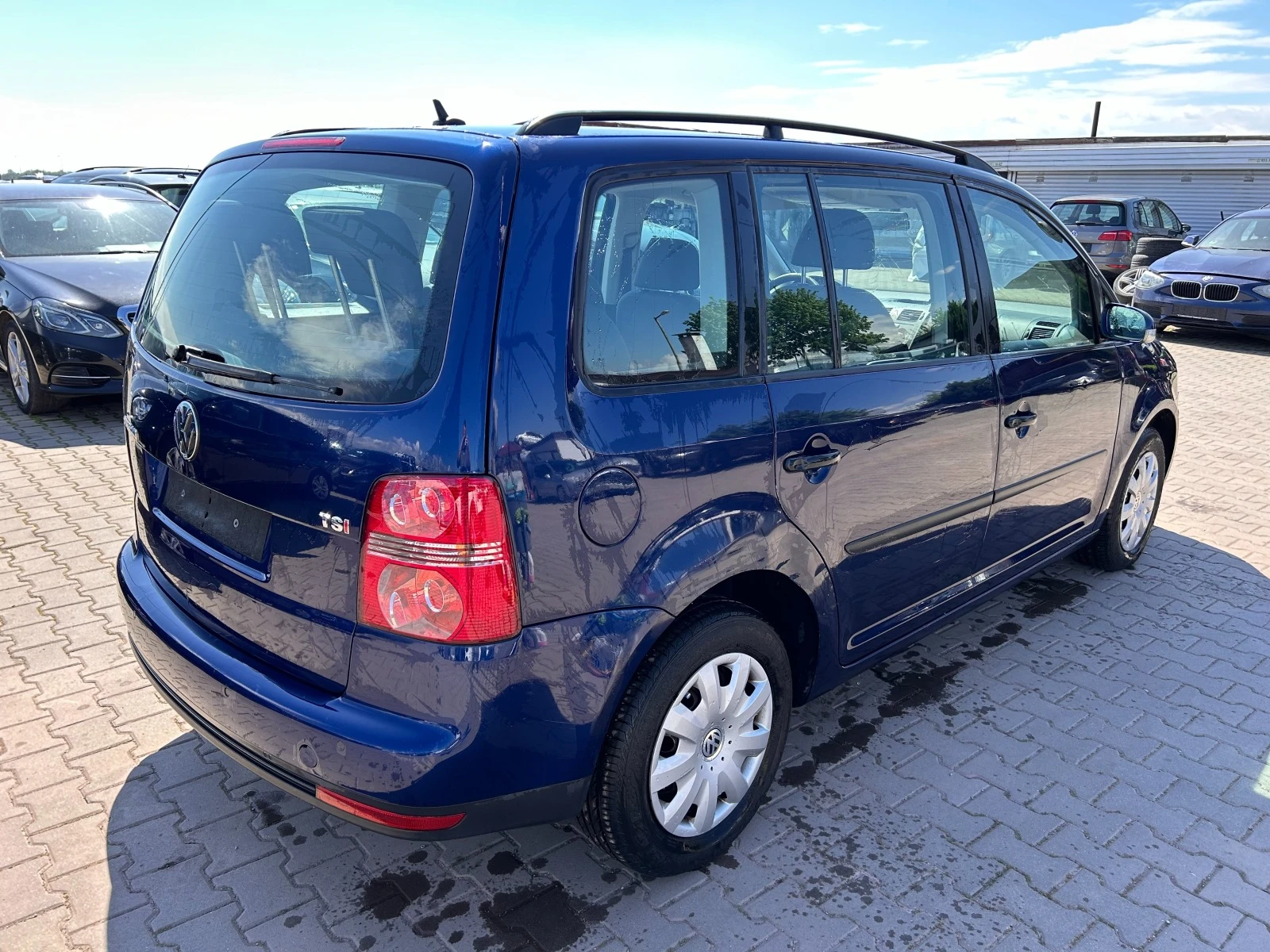 VW Touran 1.4TSI 6+ 1 EURO 5 ЛИЗИНГ - изображение 6