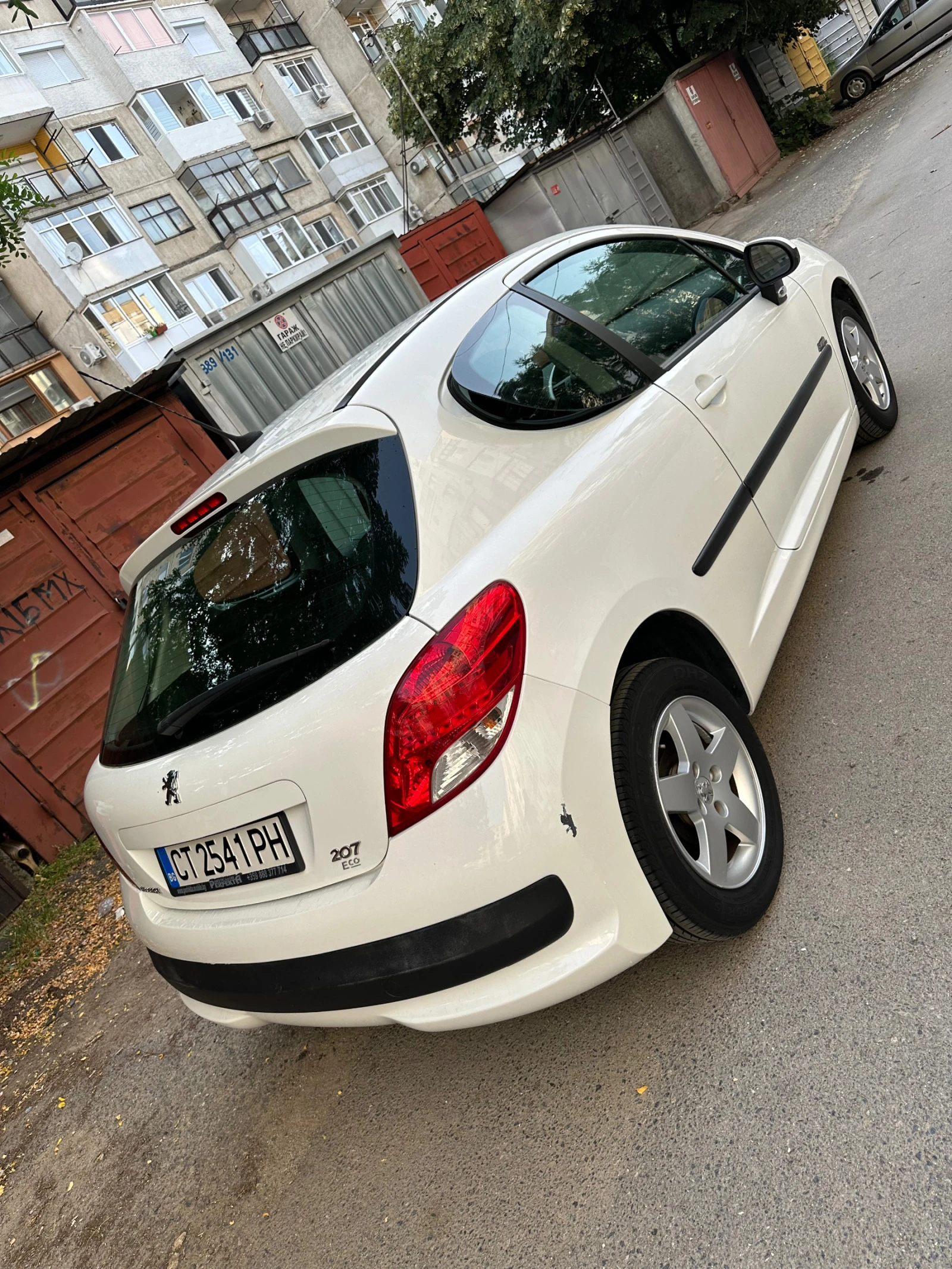 Peugeot 207 Фейслифт 1.4i - изображение 3