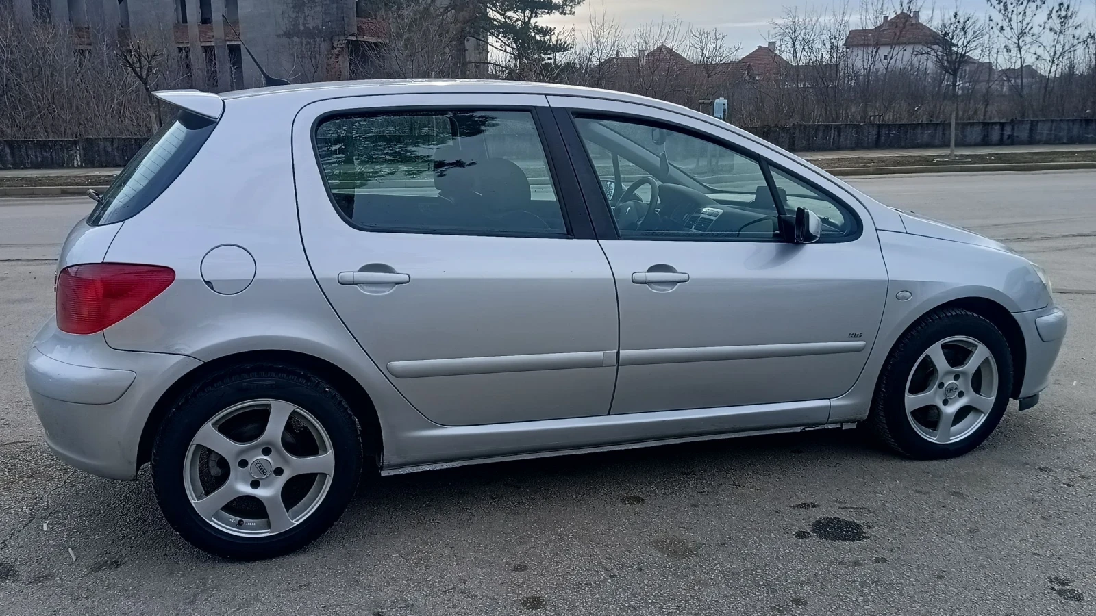 Peugeot 307 2.0 GTI dizel 136к.с 6 скорости - изображение 3