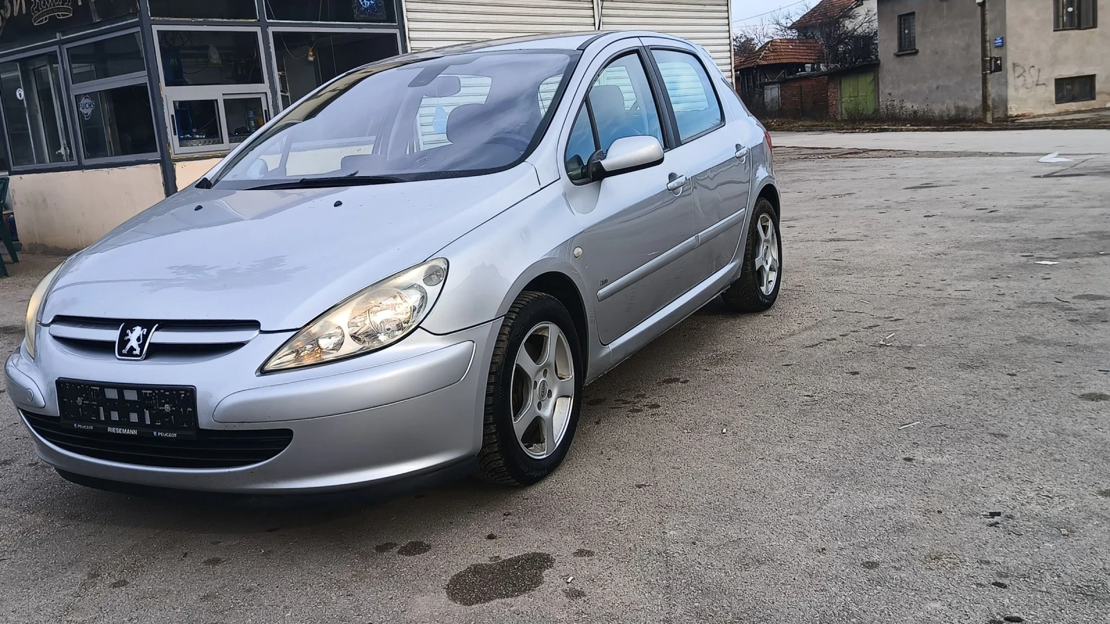 Peugeot 307 2.0 GTI dizel 136к.с 6 скорости - изображение 7