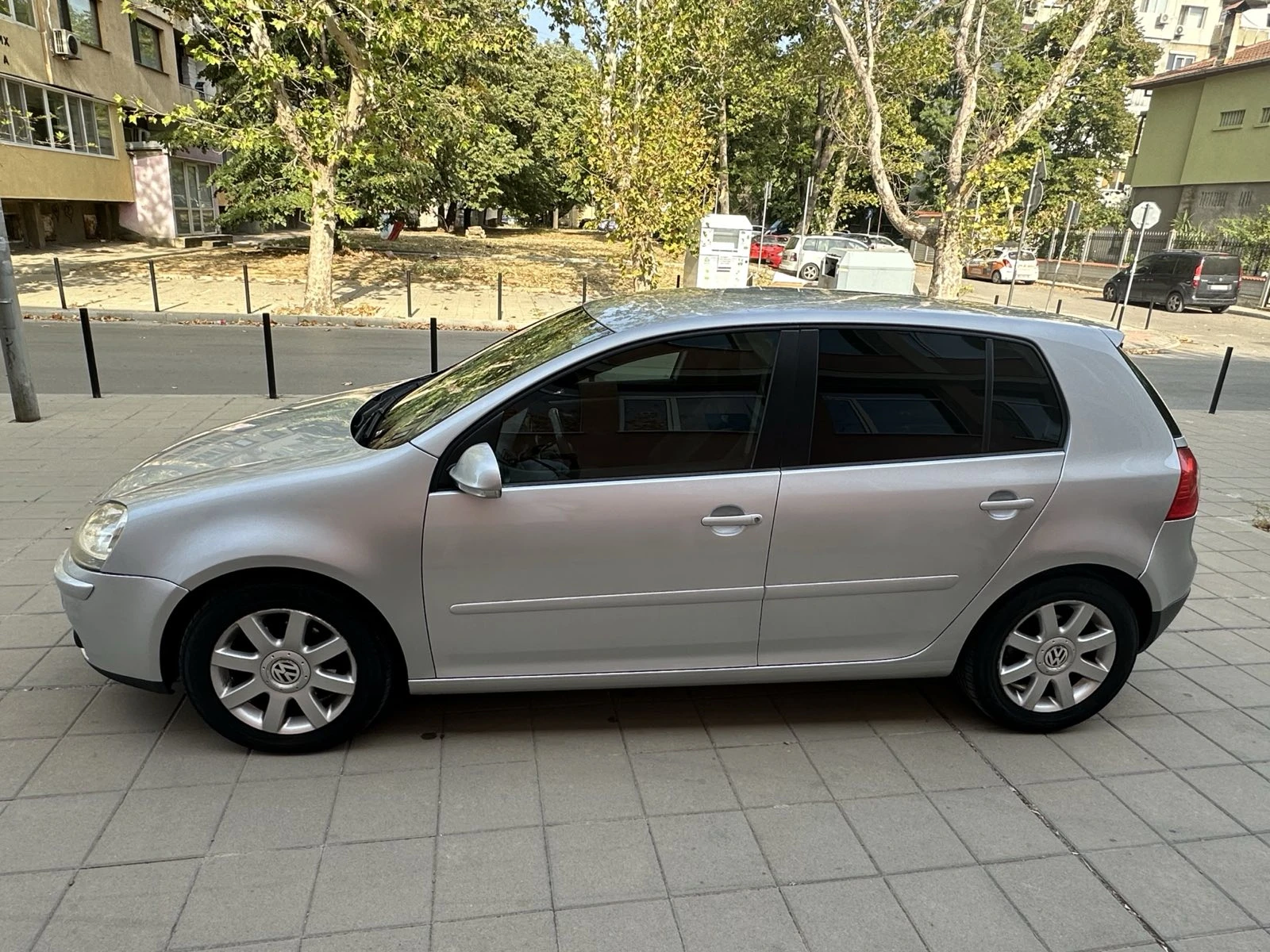 VW Golf 1.6 FSI - изображение 4