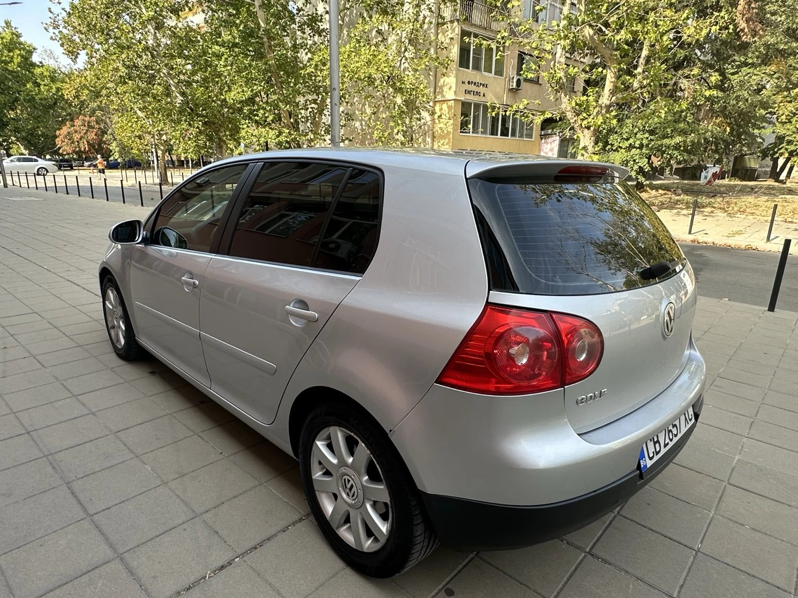 VW Golf 1.6 FSI - изображение 5