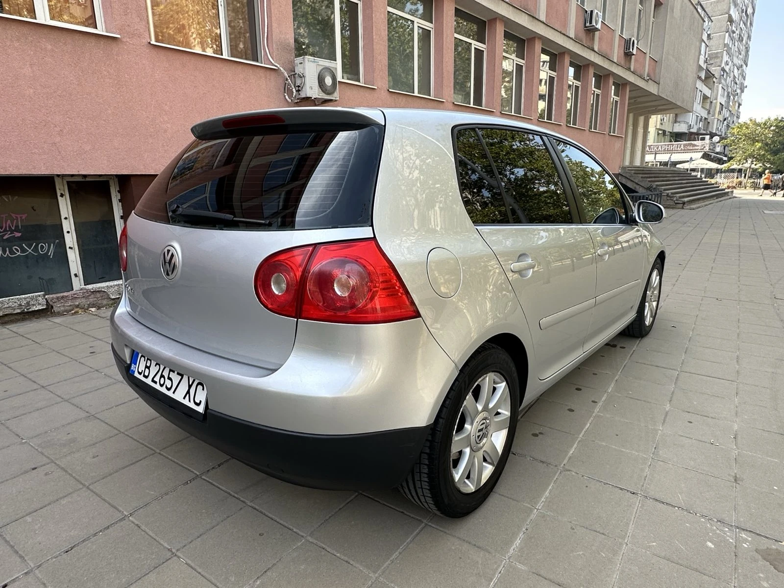 VW Golf 1.6 FSI - изображение 6
