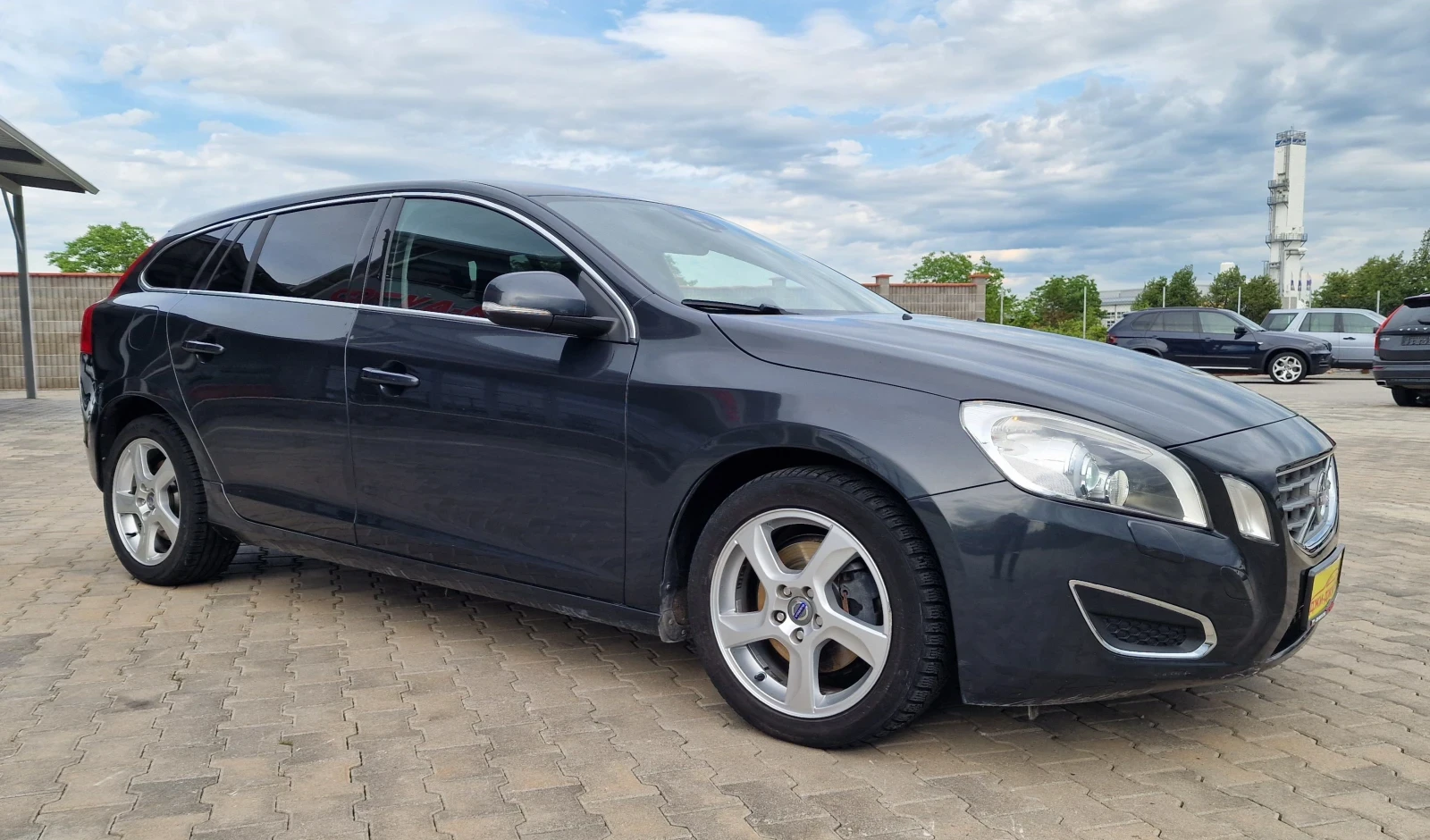 Volvo V60 1.6D E.DRIVE - изображение 3