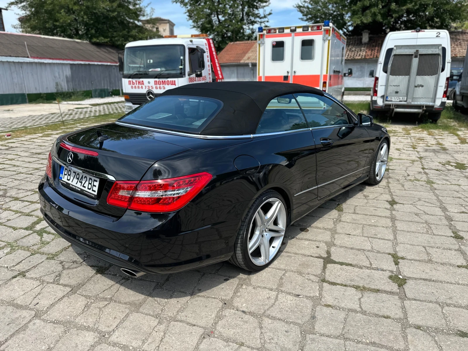 Mercedes-Benz E 350 Cabrio AMG Pack - изображение 2