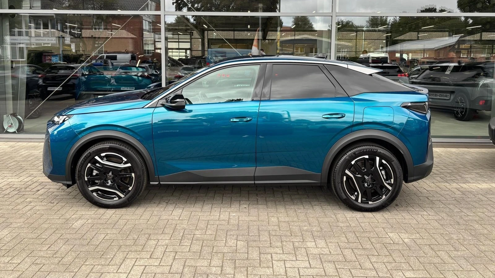 Peugeot 3008 E* 19"* CAM* LED* NAVI*  - изображение 3