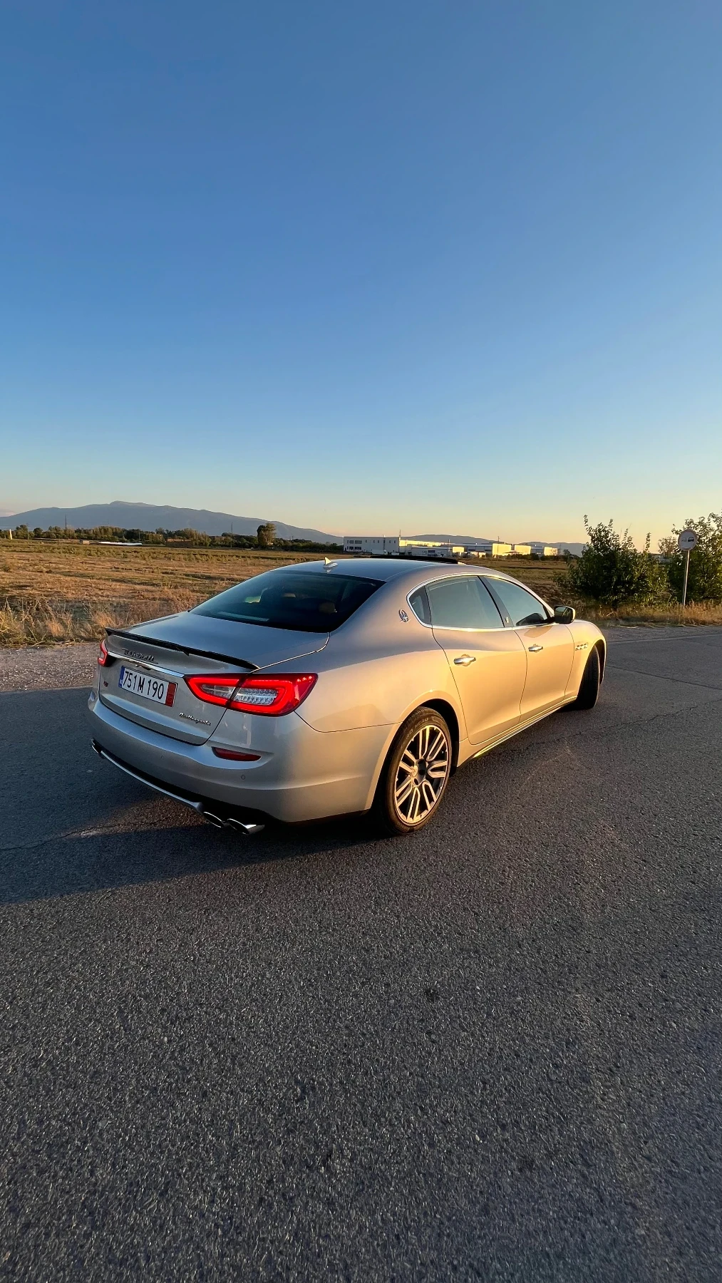 Maserati Quattroporte SQ4 - изображение 7