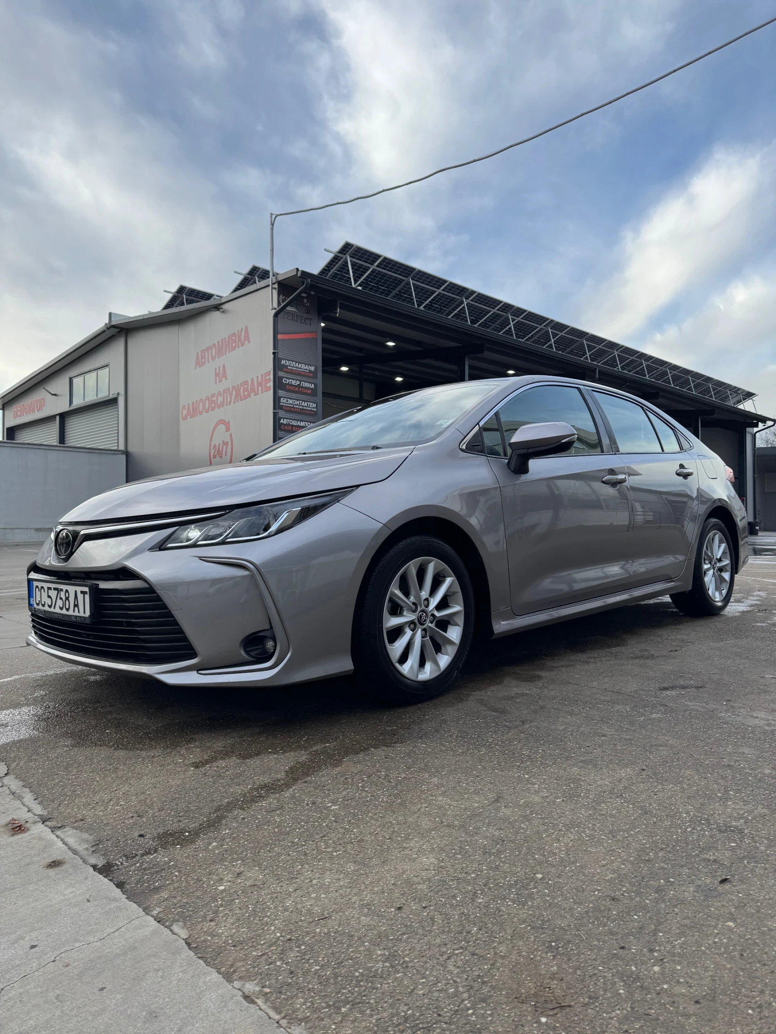 Toyota Corolla  - изображение 2