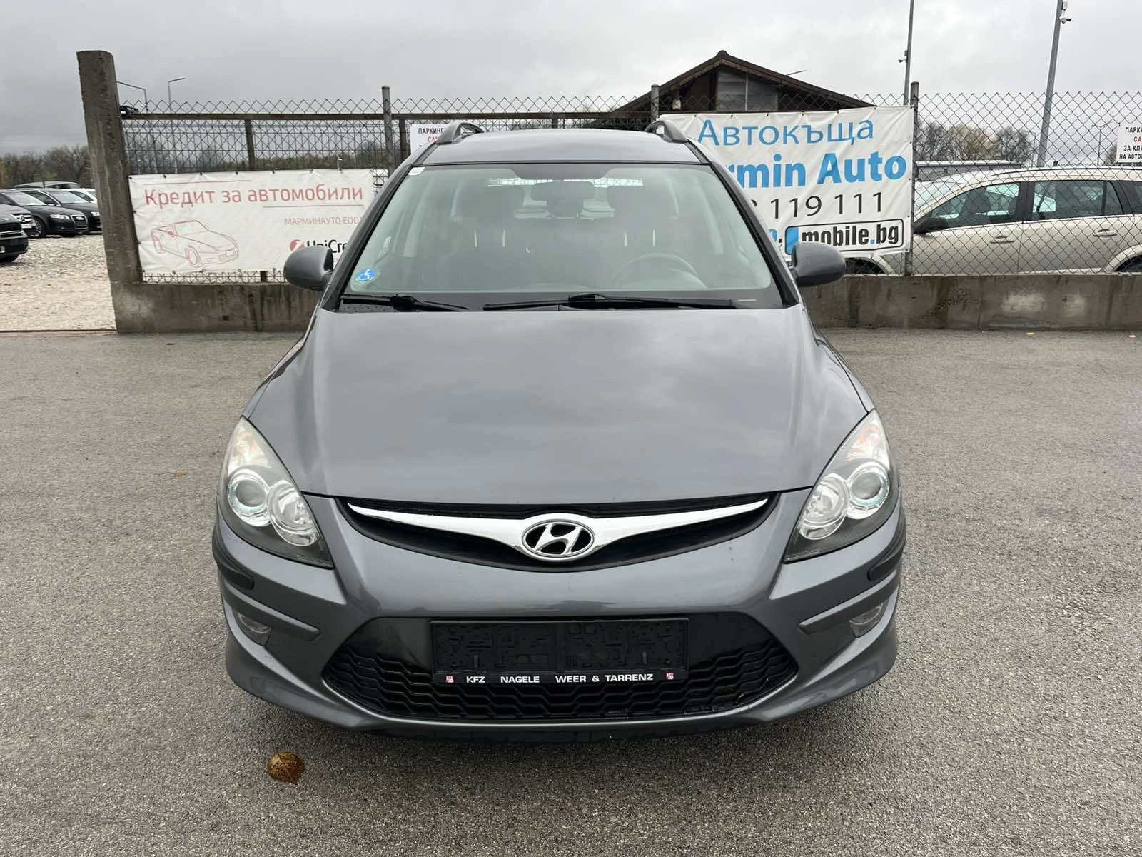 Hyundai I30 1.6CRDI 90кс 6 СКОРОСТИ АВТОПИЛОТ КЛИМАТРОНИК  - изображение 2