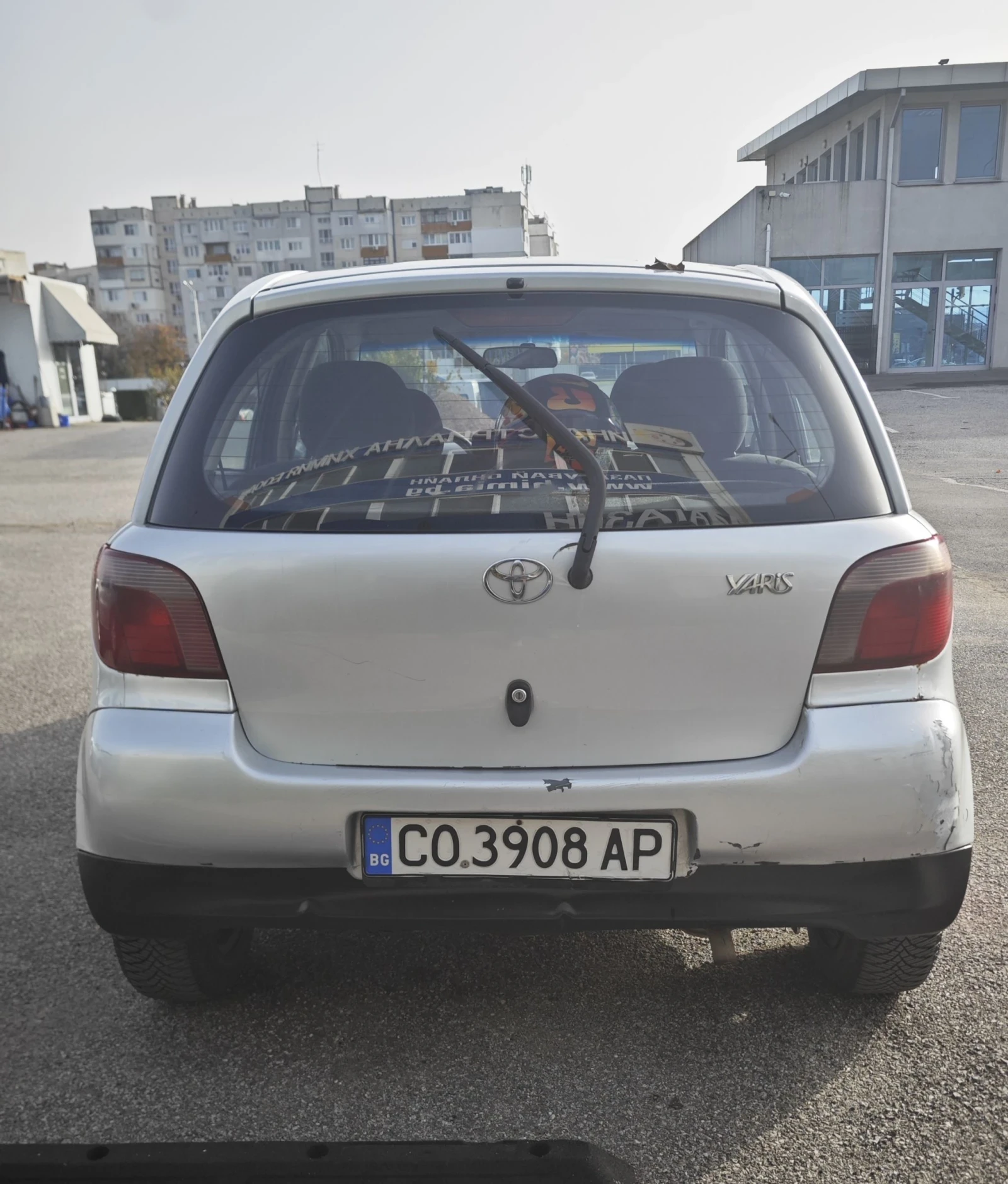 Toyota Yaris 1.0 КЛИМАТИК  - изображение 2