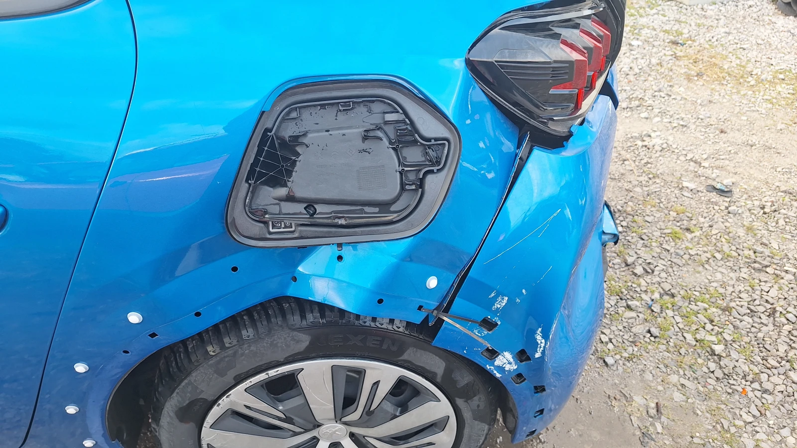 Peugeot 208 | Mobile.bg � ����������� 7