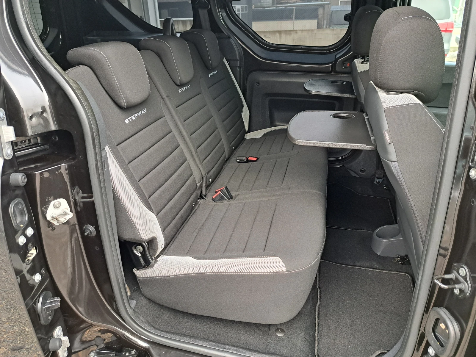 Dacia Dokker 1.5dCi* STEPWAY* �����* NAVI* ������* ������* 6�� | Mobile.bg � ����������� 8