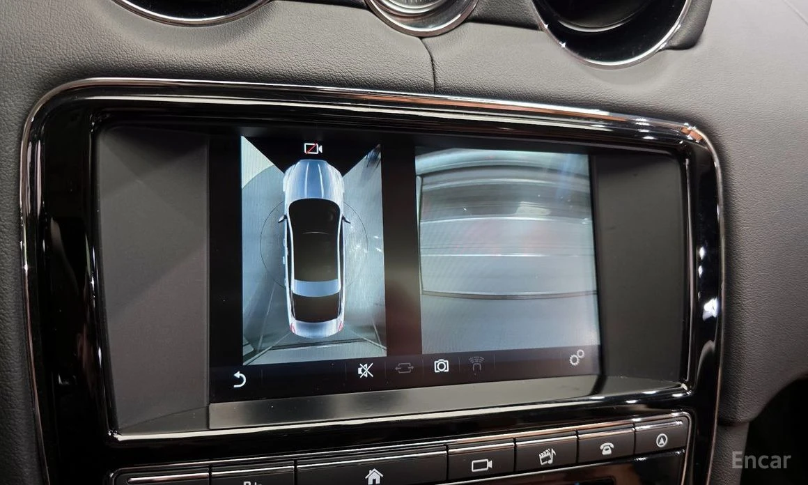 Jaguar Xj 30d PREMIUM LUXURY* LONG* MERIDIAN* TV* SUNROOF* , снимка 12 - Автомобили и джипове - 54078472