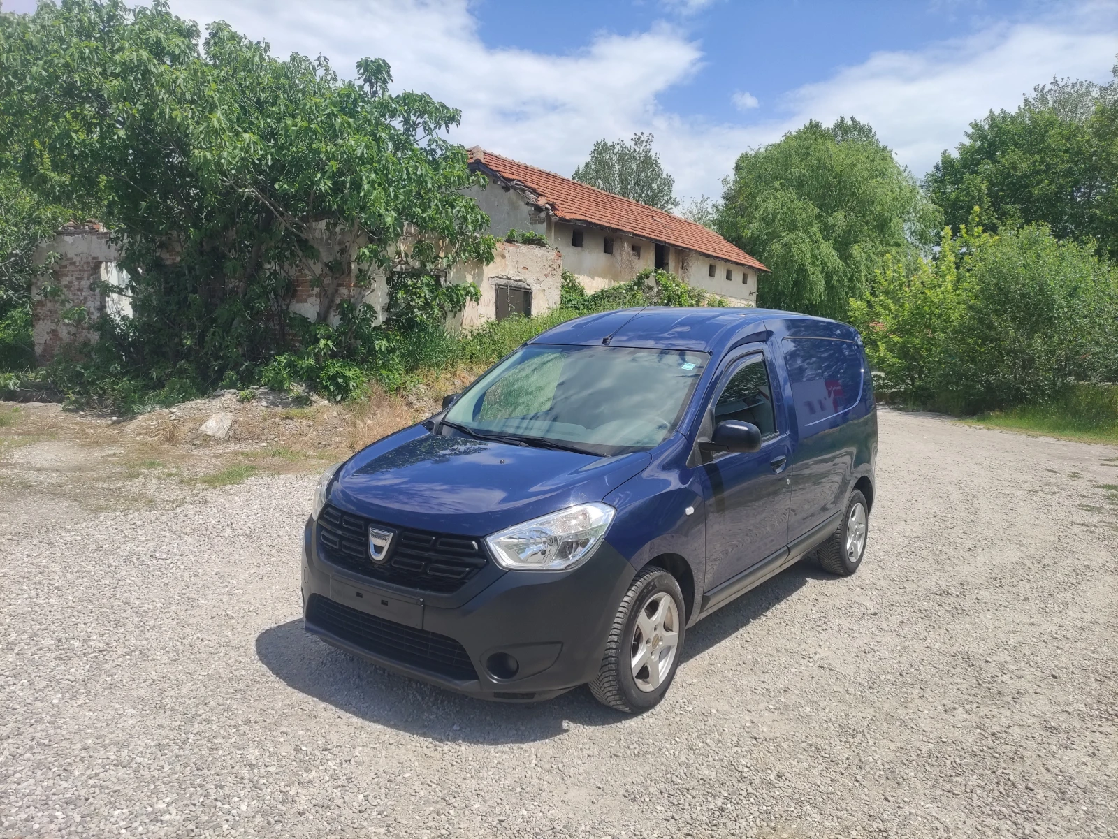 Dacia Dokker 1.5dci отличен 104000km навигация камера евро 6. В, снимка 2 - Автомобили и джипове - 54578394