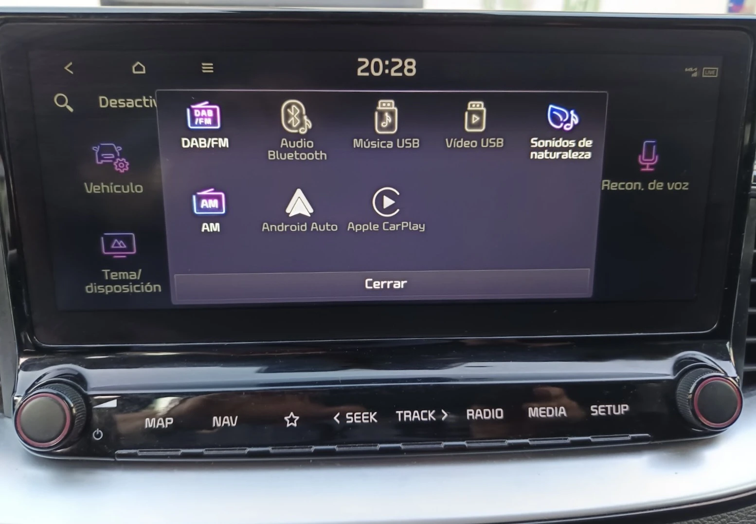 Kia XCeed 1.6 Plug-in-Hybrid PHEV DIGITAL COCKPIT KEYLESS, снимка 12 - Автомобили и джипове - 54648721