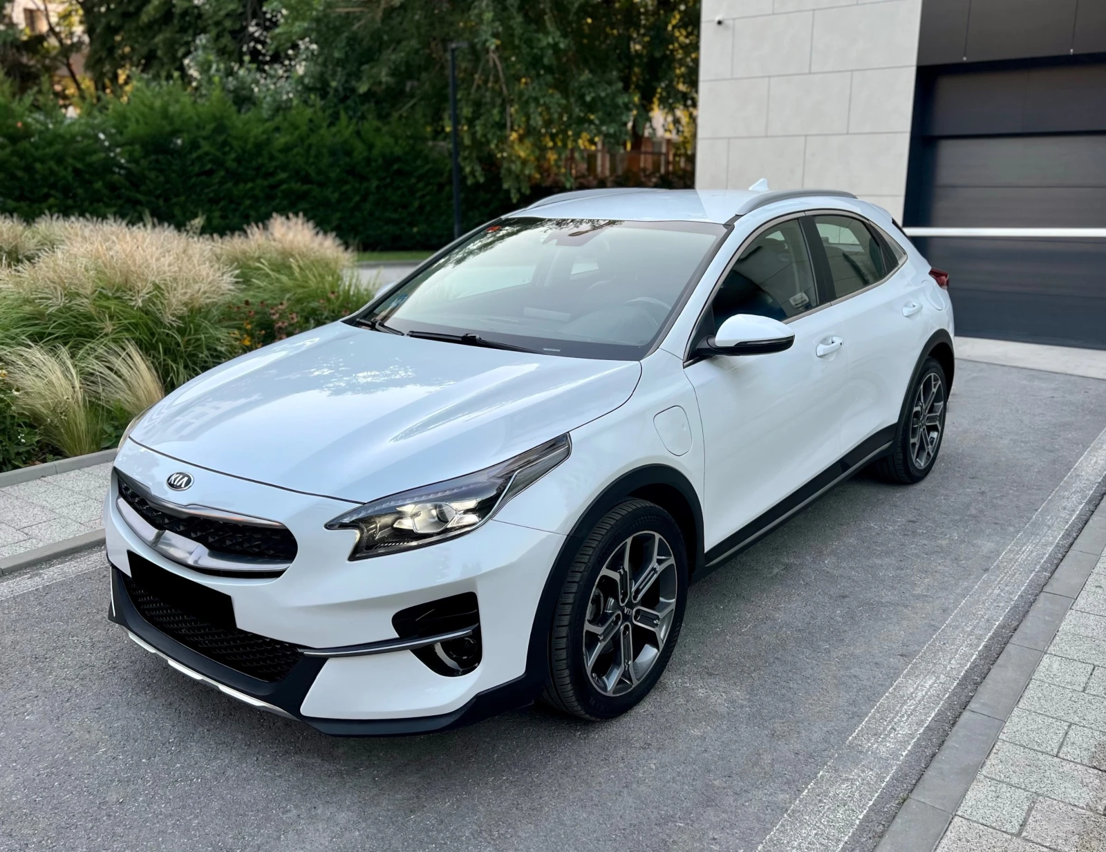 Kia XCeed 1.6 Plug-in-Hybrid PHEV DIGITAL COCKPIT KEYLESS