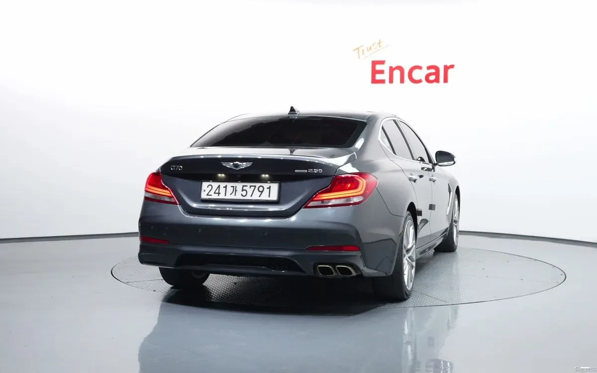 Genesis GV70 HUD* ОБДУХВАНЕ* 360* AWD, снимка 4 - Автомобили и джипове - 54848621
