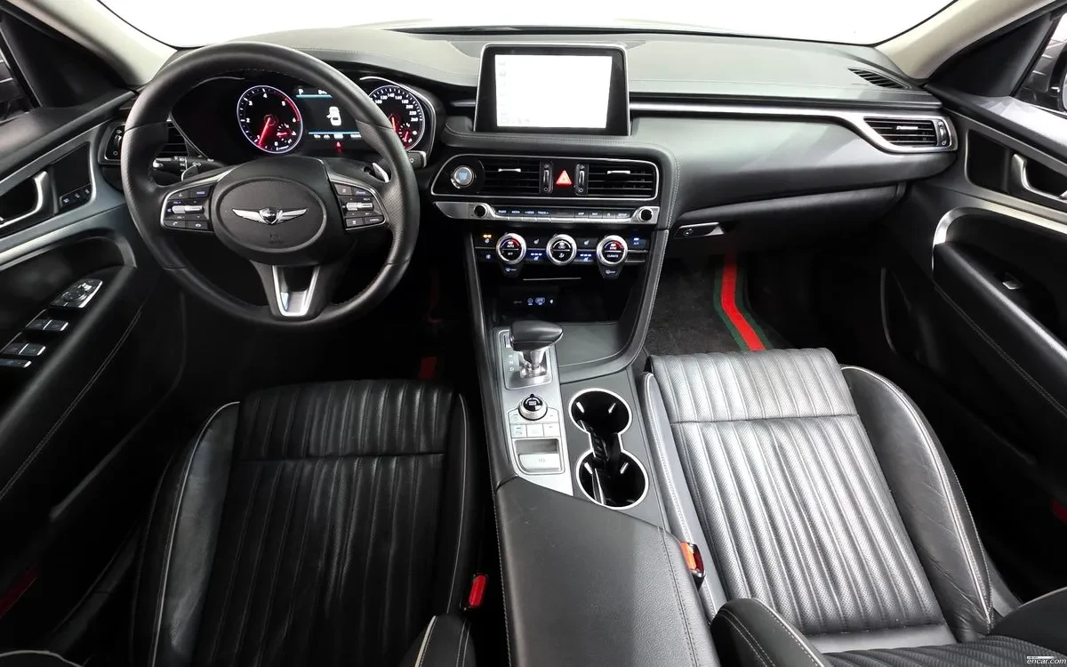 Genesis GV70 HUD* ОБДУХВАНЕ* 360* AWD, снимка 7 - Автомобили и джипове - 54848621