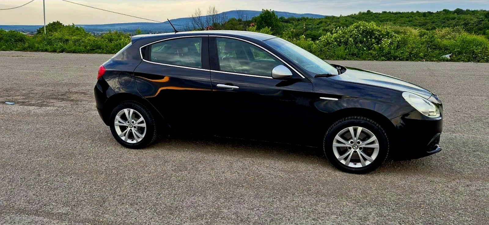 Alfa Romeo Giulietta, снимка 12 - Автомобили и джипове - 54966768