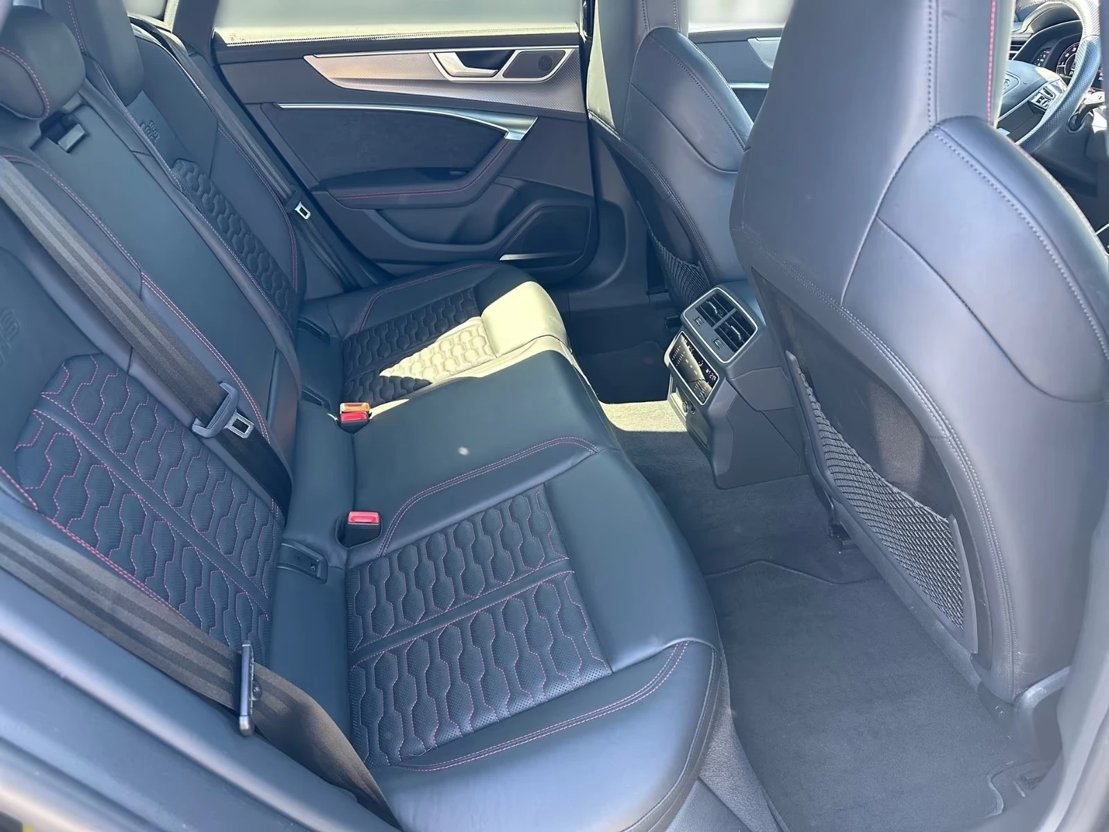 Audi Rs7 SPORTBACK / B&O / VIRTUAL COCKPIT PLUS / PANO /, снимка 17 - Автомобили и джипове - 55128632
