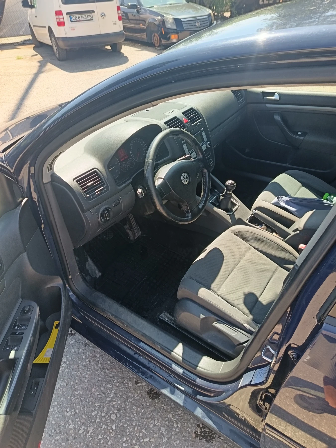 VW Golf 1.9 105 к.с., снимка 7 - Автомобили и джипове - 55391483