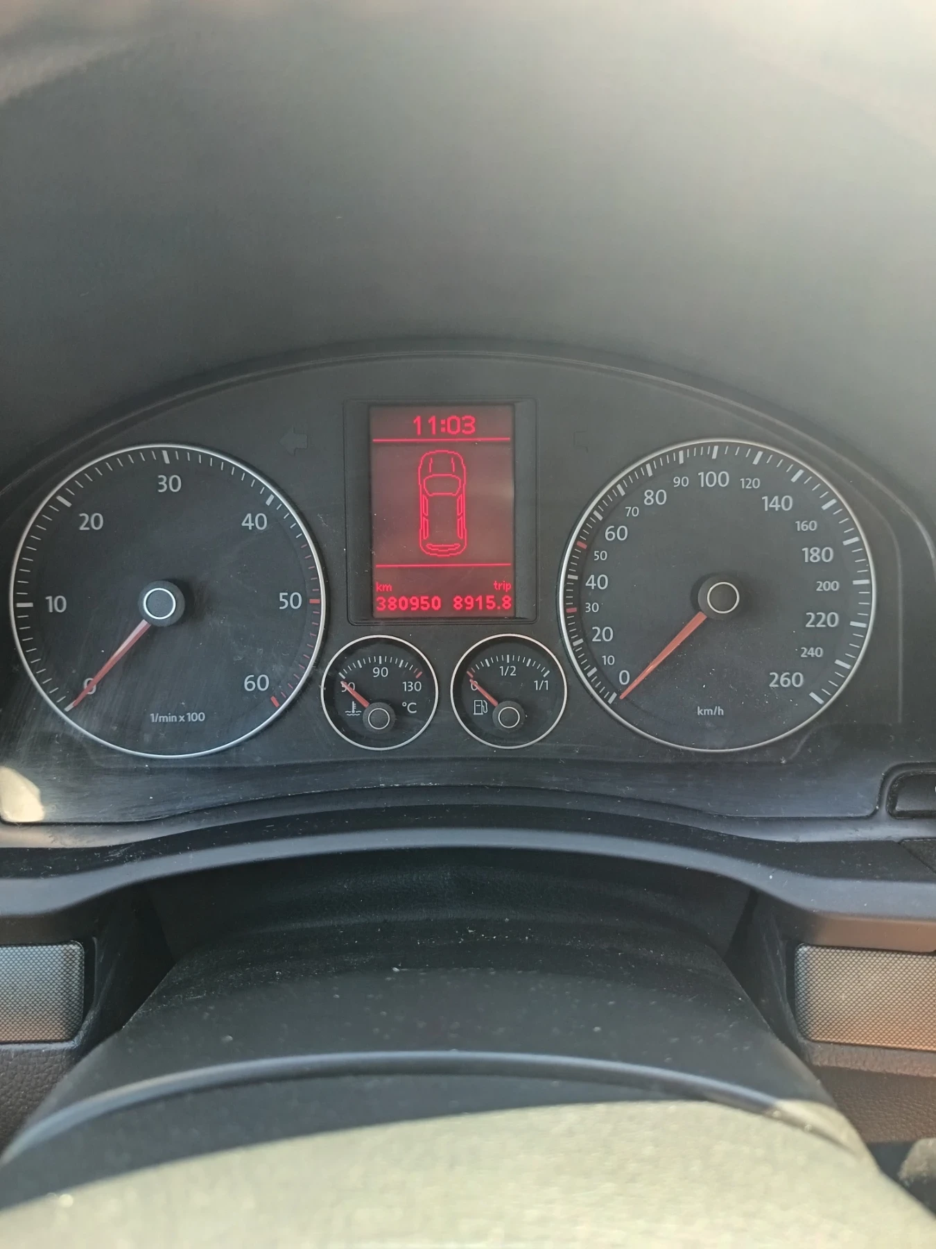 VW Golf 1.9 105 к.с., снимка 12 - Автомобили и джипове - 55391483