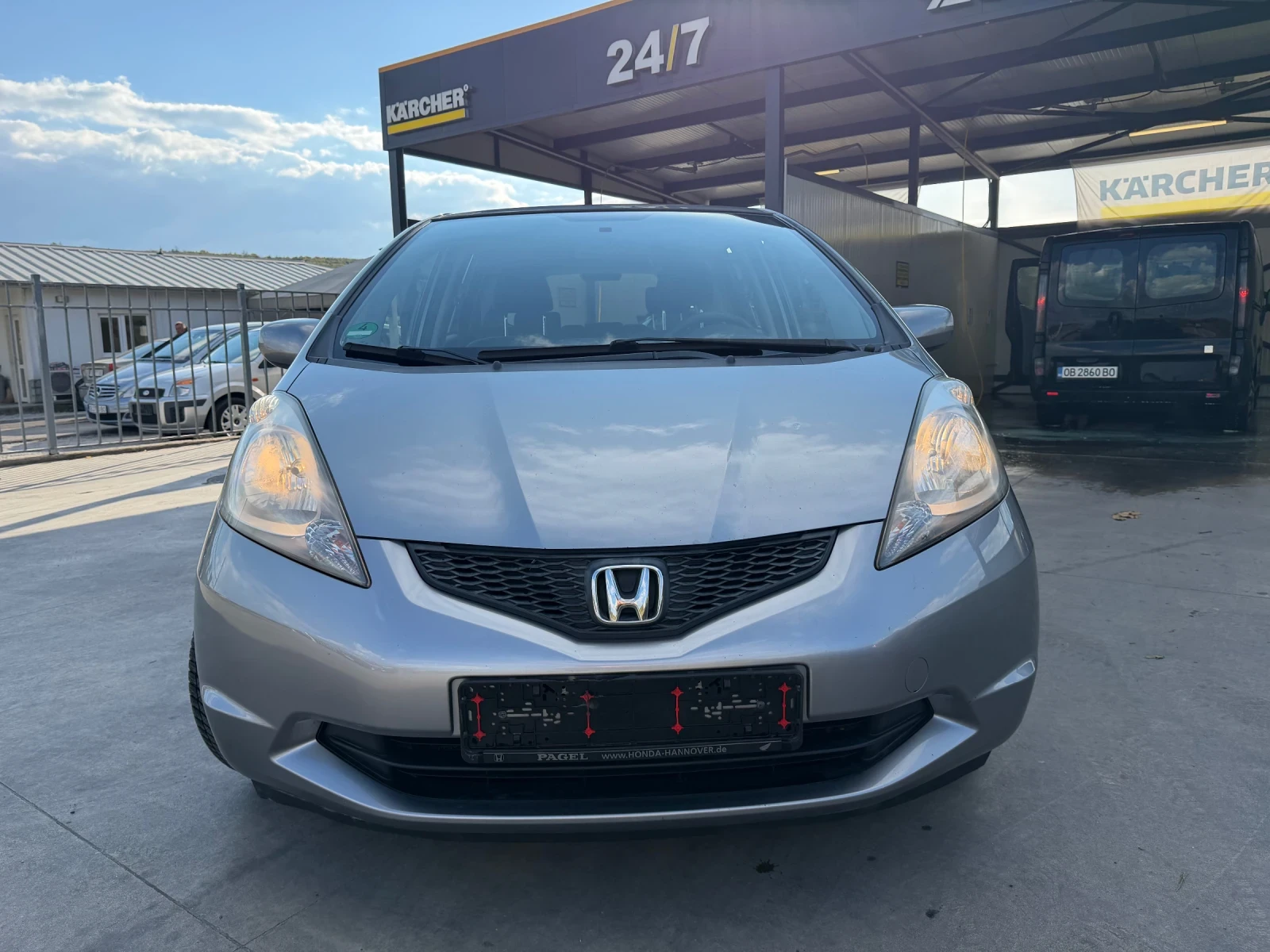 Honda Jazz 1.4i 100к.с, снимка 2 - Автомобили и джипове - 56245542