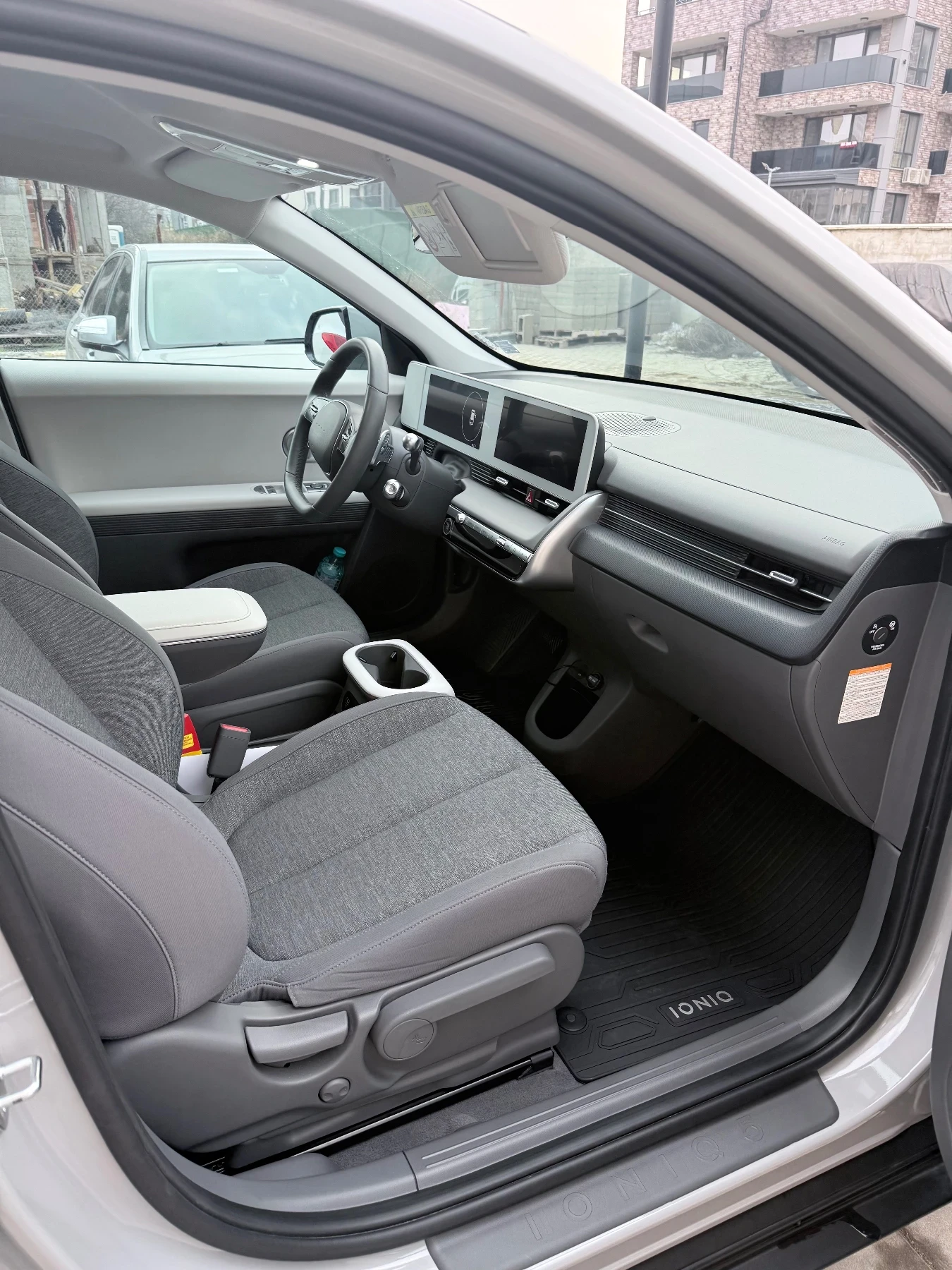 Hyundai Ioniq 5 RWD, снимка 6 - Автомобили и джипове - 56246563