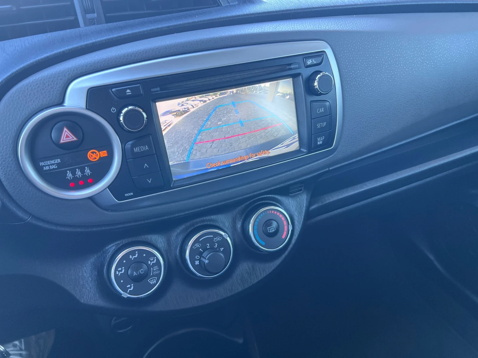 Toyota Yaris 1.3 I  100�� euro 5 | Mobile.bg � ����������� 10