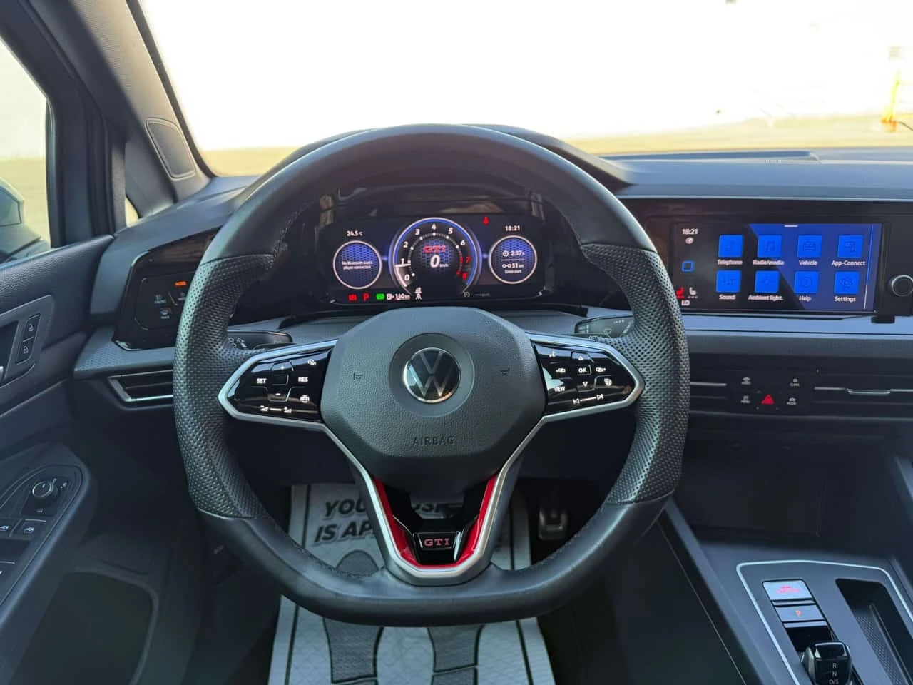 VW Golf 2.0 GTI | ONE OWNER | NO ACCIDENT  CARFAX | Mobile.bg � ����������� 13