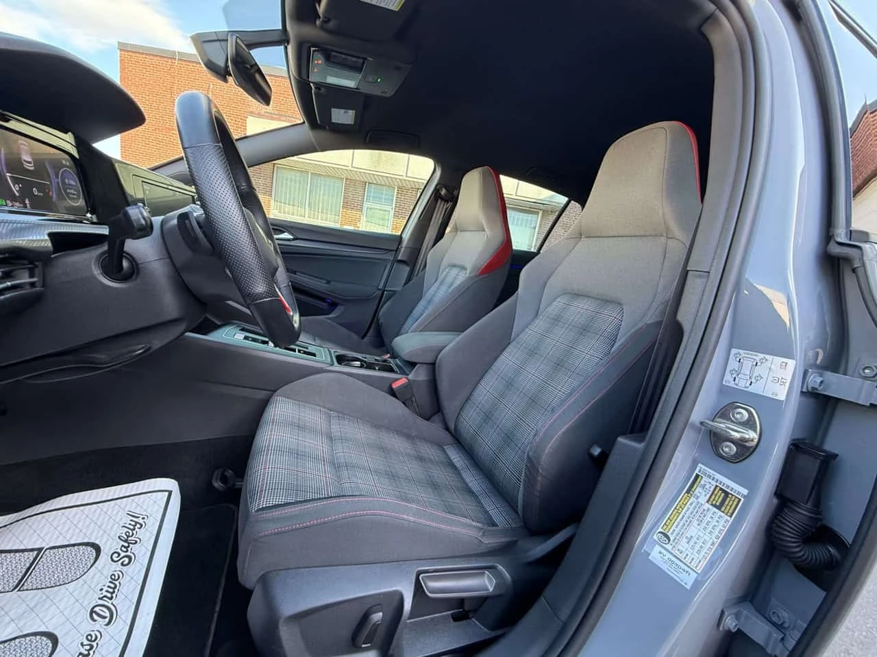VW Golf 2.0 GTI | ONE OWNER | NO ACCIDENT  CARFAX | Mobile.bg � ����������� 14
