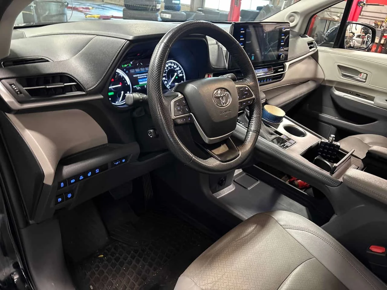 Toyota Sienna Limited 7 Passenger AWD * ����������*  | Mobile.bg � ����������� 5