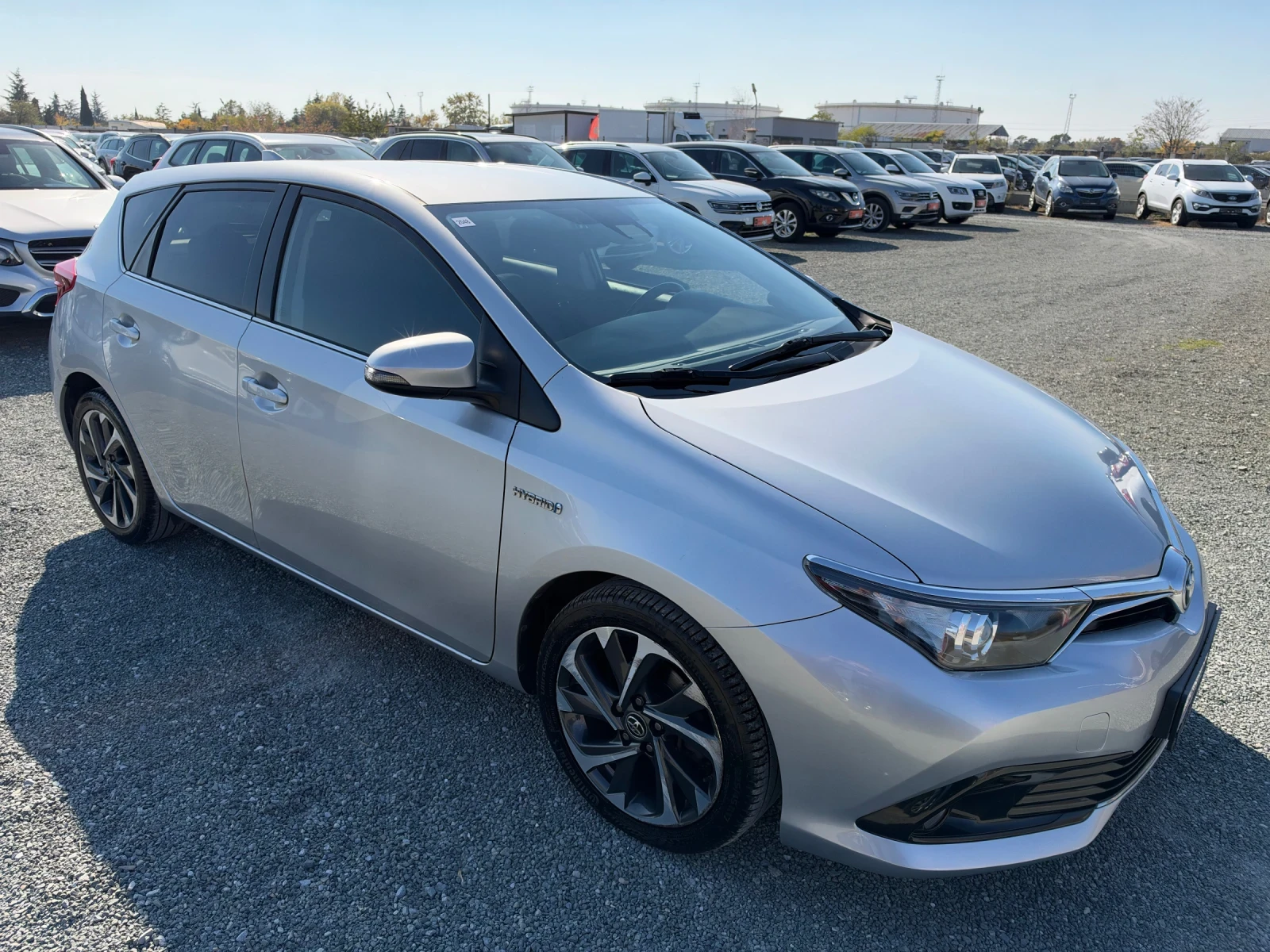 Toyota Auris (KATO НОВА)^(ХИБРИД), снимка 3 - Автомобили и джипове - 56573408
