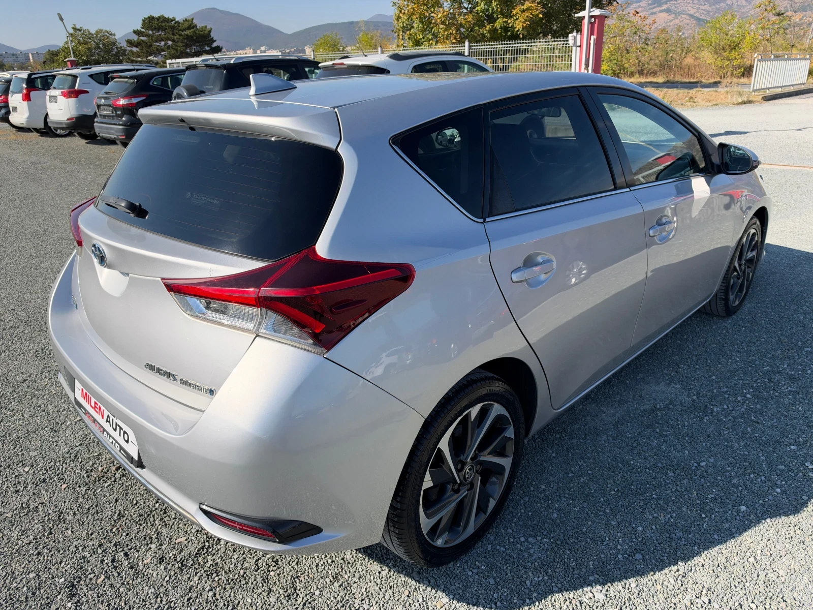 Toyota Auris (KATO НОВА)^(ХИБРИД), снимка 6 - Автомобили и джипове - 56573408