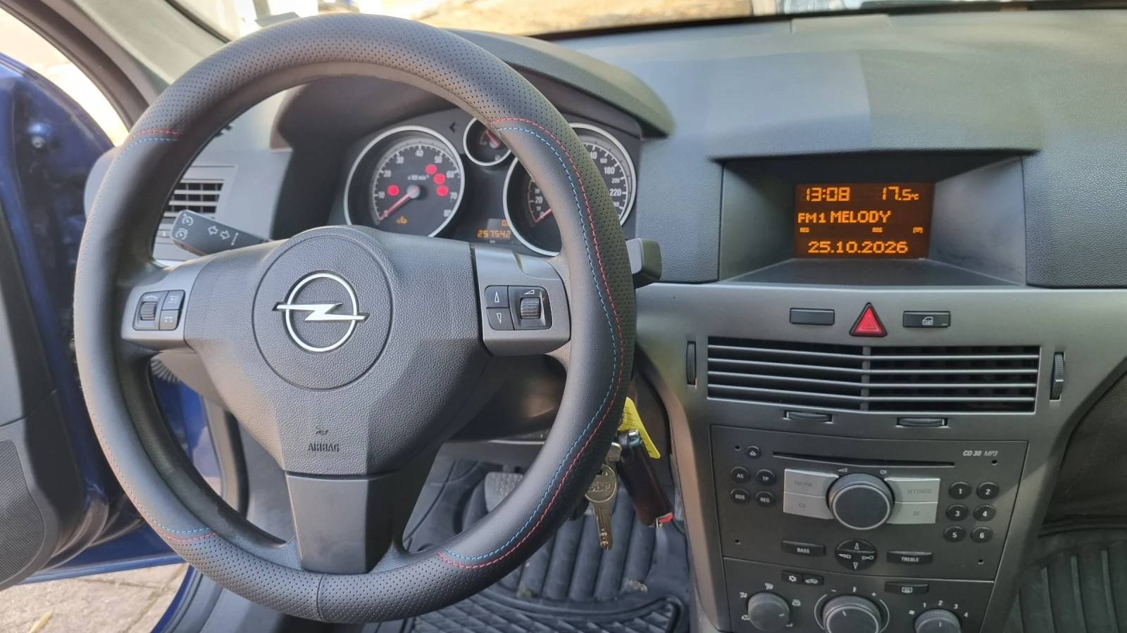 Opel Astra 1.6 бензин, снимка 5 - Автомобили и джипове - 56651456